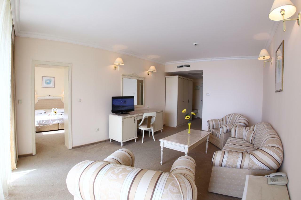 Duni Marina Beach Hotel دوني المظهر الخارجي الصورة